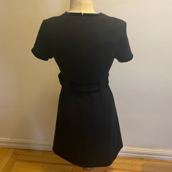 Elegant Black Mini Dress - Picture 3 of 8